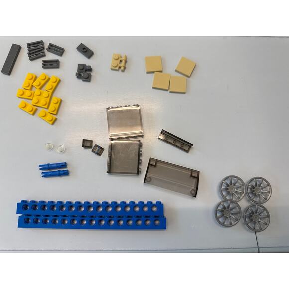 Lego Creator 3-in-1 No. 31006 Highway Speedster Tow Truck & Roadster NO BOX - Picture 4 of 9